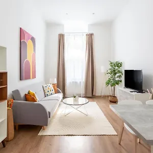 Cozy & Pleasant Homes In The Heart Of , Budapest Hungría